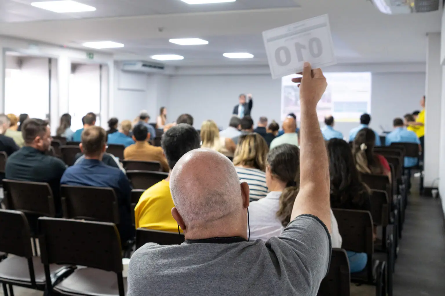 Leilão de casas da Vila A em Foz do Iguaçu