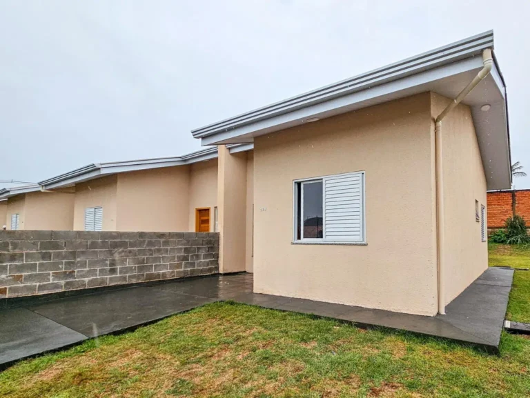 Invasão em unidades habitacionais Lagoa Azul em Foz do Iguaçu