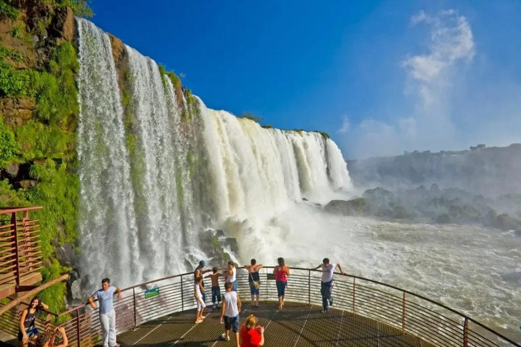 Ocupação hoteleira em Foz do Iguaçu no feriado de Tiradentes