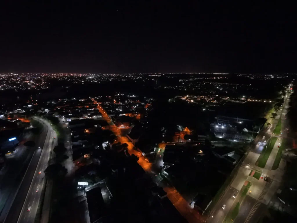Modernização da iluminação pública com LED em Foz do Iguaçu